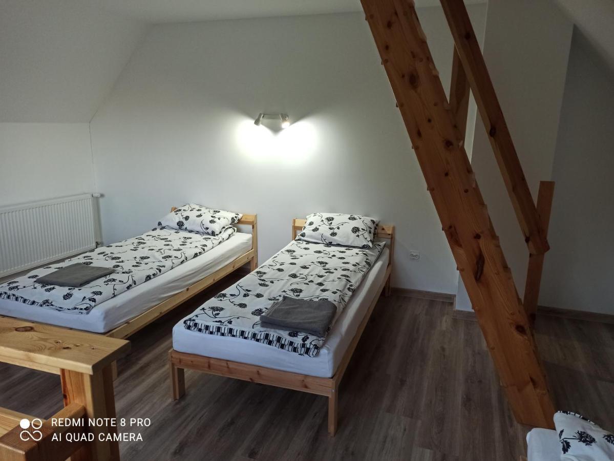 Апартаменты Apartameny Wiktoria I Nikola W Karwiku Пиш Экстерьер фото