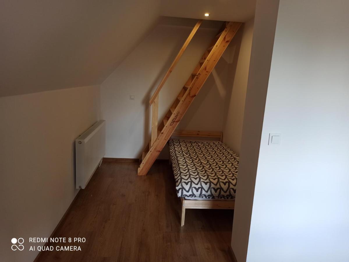 Апартаменты Apartameny Wiktoria I Nikola W Karwiku Пиш Экстерьер фото